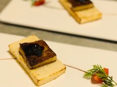 法式鹅肝吐司配黑鱼籽-岸芷汀兰·法餐牛排