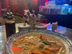 -霆记海鲜·只为这碗面(滨江店)