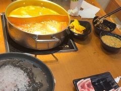 -呷哺呷哺(常营华联店)