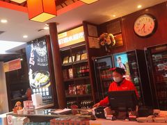 -阿瓦山寨·湘菜现炒·剁椒鱼头王(咸阳总店)
