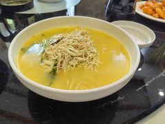 -香山湖家家宴(中山陵店)