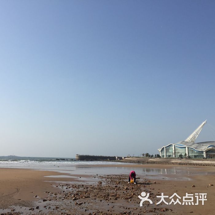 石老人海水浴场停车场
