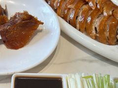 -梅利汴京烤鸭•开封豫菜地标店(东大街店)