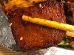 -愉肴麻辣香锅(中山路店)