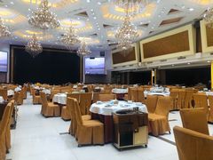 -东豪园林海鲜酒家(南港路辅路店)