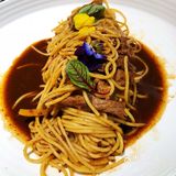 这次朋友定了位置，特意避开饭点