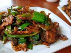 -临江餐馆二楼美食部落