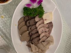 -巴扎美食·新疆菜·西域歌舞表演餐厅(新疆大厦店)