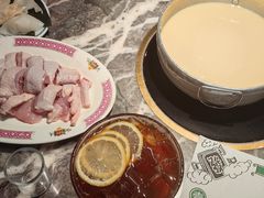 -禄婶鸡煲·打边炉