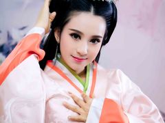 -九月鹰飞汉服摄影工作室