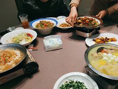 -香山湖家家宴(中山陵店)