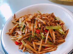 脆藕炒牛肚-黄泥岗·地道湖北菜(奥特莱斯店)