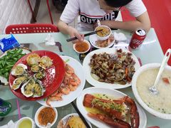 -小辣妹川味海鲜加工店(第一市场椰风巷店)
