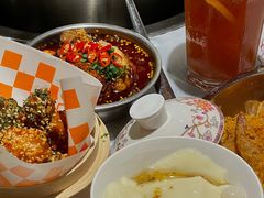 -大芊金重庆串串火锅(南京路店)