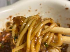 -早酒肖汉老味拌面