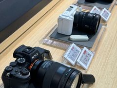 -Sony Store 索尼(上海淮海中路店)
