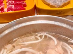 -润园四季椰子鸡火锅(卓越INTOWN店)