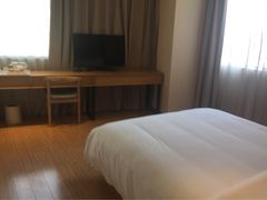 -全季酒店(昆明翠湖云大医院店)