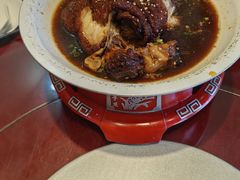 -老码头黑皮肘子锅包肉熏酱水饺(文政街店)