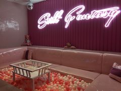 -范特西FANTASY量贩式KTV(民主广场店)
