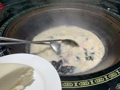 -陈大锅·岳阳鱼馆·地道岳阳菜(美食街店)