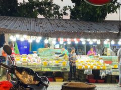 -拉威海鲜市场
