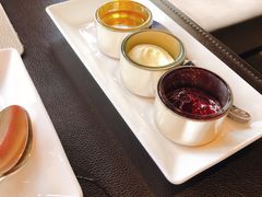 -Cafe Gray Deluxe