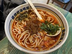 -鑫花溪牛肉米粉(东环大润发店)