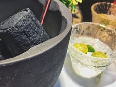 一声炭息-茶是一枝花泡茶店