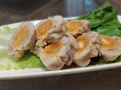 咸蛋黄鸡肉卷-瑞福园联谊餐室(茂名南路店)