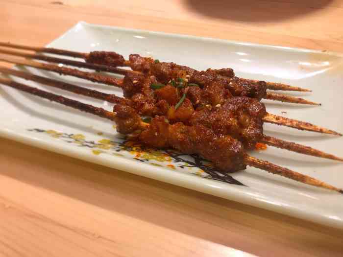 小二哥烧烤-"我吃过最难吃的酸汤面,番茄酱做的,有一种.