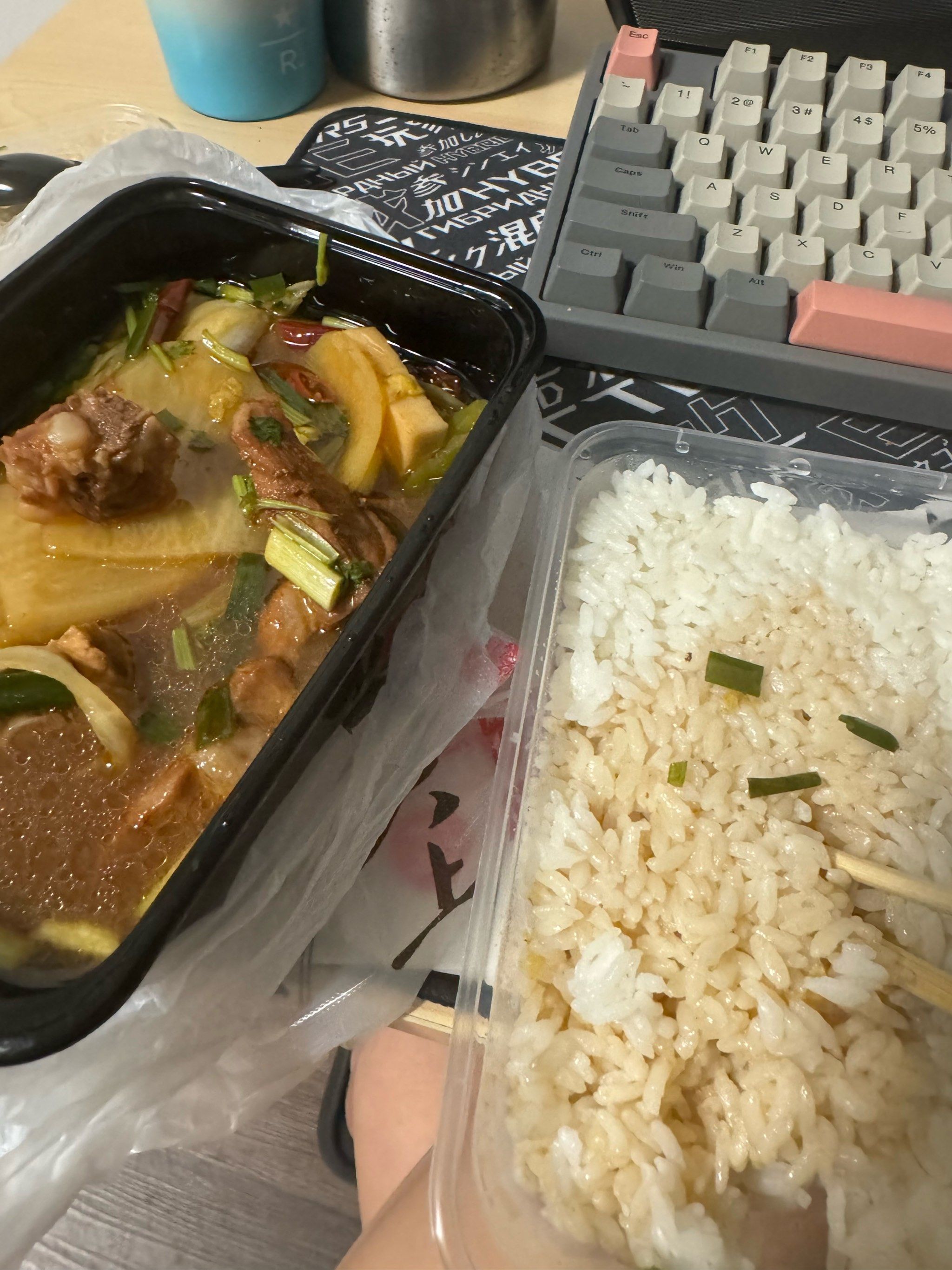 黄焖鸡or黄焖排骨
