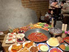 -萍姐火锅·公路夜市(武汉首店)