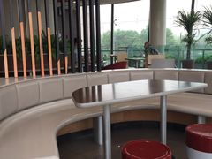 -麦当劳(展览路店)