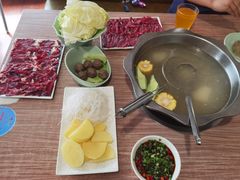 -潮汕牛肉火锅