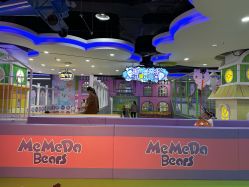 -菲菲羊乐园(临平银泰城店)