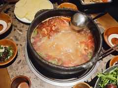 -贵厨酸汤牛肉(花果园国际中心店)