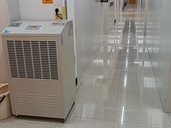 -安东易迷你自助仓储寄存仓库(杨浦店)