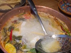 酸辣锅底-洱火云南酸菜牛肉火锅(石景山当代商城店)