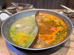 -野山舂·贵州现舂酸汤牛肉(东山店)