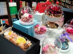 -钟书阁(群光广场店)