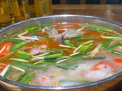 -亮欢寨酸汤鱼(沙冲路店)