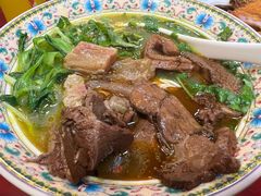 红烧牛三宝面-金杨拉面王小吃面馆·牛三宝面·红烧牛肉粉