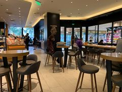 -星巴克臻选(华堂·新辰汇店)