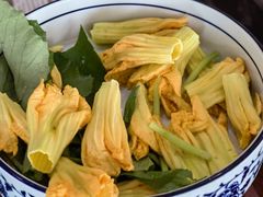 丝瓜花-云端西餐厅(南宁龙光那莲豪华精选酒店)
