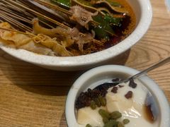 -嘉州叶婆婆钵钵鸡(建设路店)