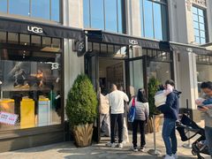 -比斯特上海购物村精品奥特莱斯