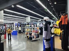 -迪卡侬(越秀公园店)