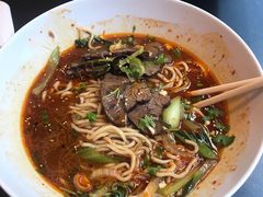 香辣牛肉面-陈家面馆
