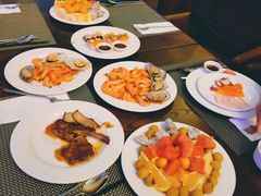 -三岔湖环球融创天堂洲际酒店水乐园